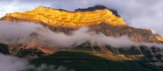 Golden-Mountain-Panorama