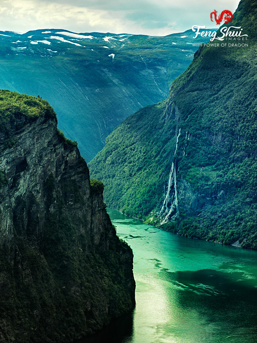Seven Sisters Waterfall Gerjanger Fjord Norway